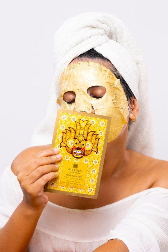 TRUE TURMERIC Gold Facial Masque Vitamin C Glow Brightening Treatment 25g