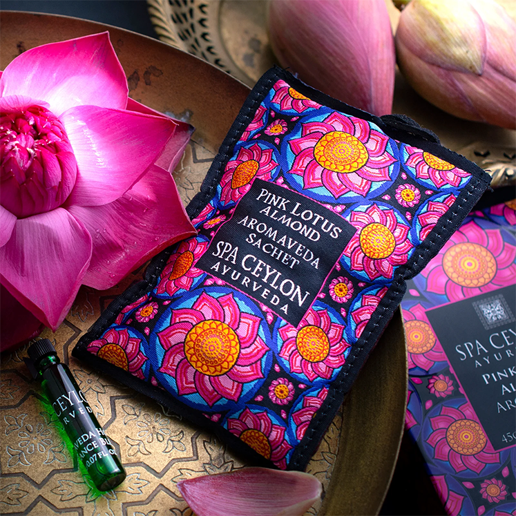 Aromaveda Sáček PINK LOTUS ALMOND 45g