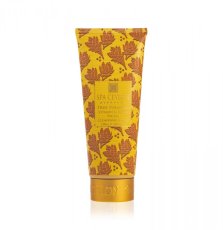 TRUE TURMERIC Vitamin C Glow Facial Cleansing Foam 150ml