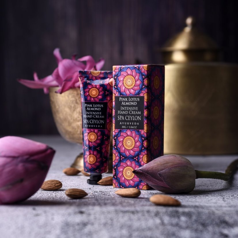 Intenzivní Krém na Ruce PINK LOTUS ALMOND 30g